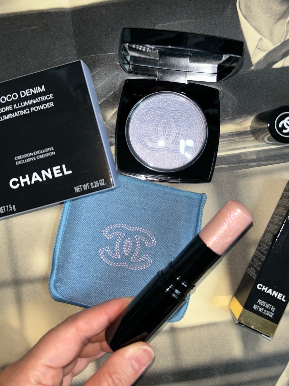 Chanel illuminating 2 pc bundle.